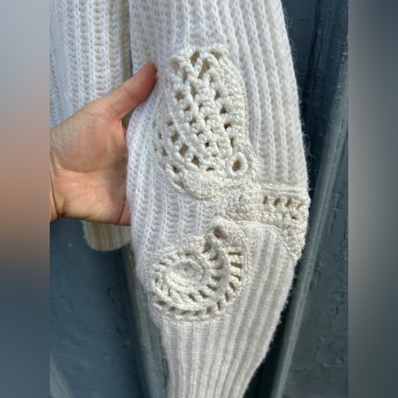 Vince Cream mock alpaca wool turtleneck with crochet, size xs - Picture 5 of 11